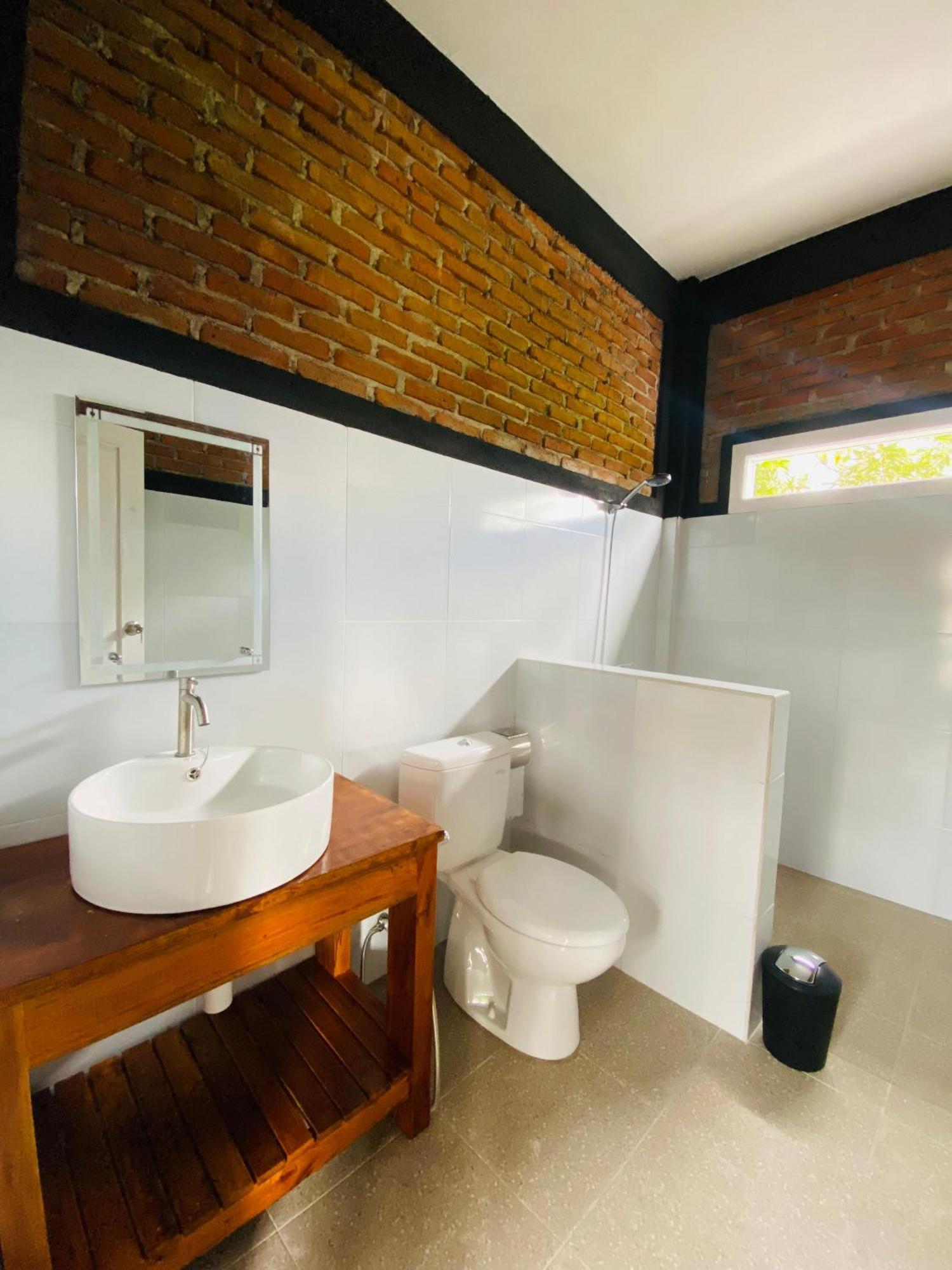 Arista Homestay Tetebatu Exterior foto